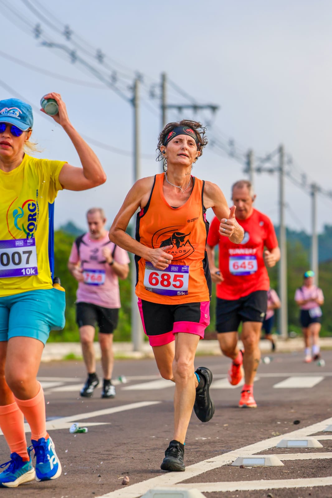 Atleta da Búfalos Team em prova de rua no circuito SESC
